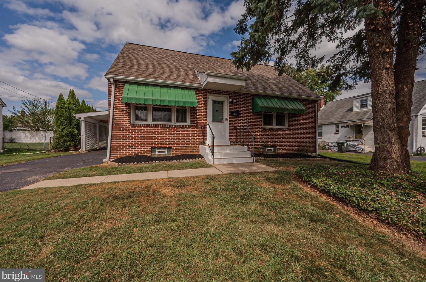 704 Lehigh Rd, Newark, DE 19711-4998