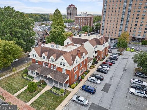 1504 Broom St, Wilmington, DE 19806-3087