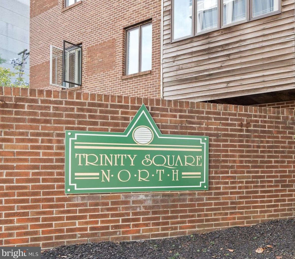 1025 N Madison St #302, Wilmington, DE 19801