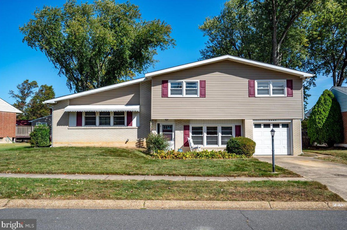 2207 Arosa Ln, Wilmington, DE 19810