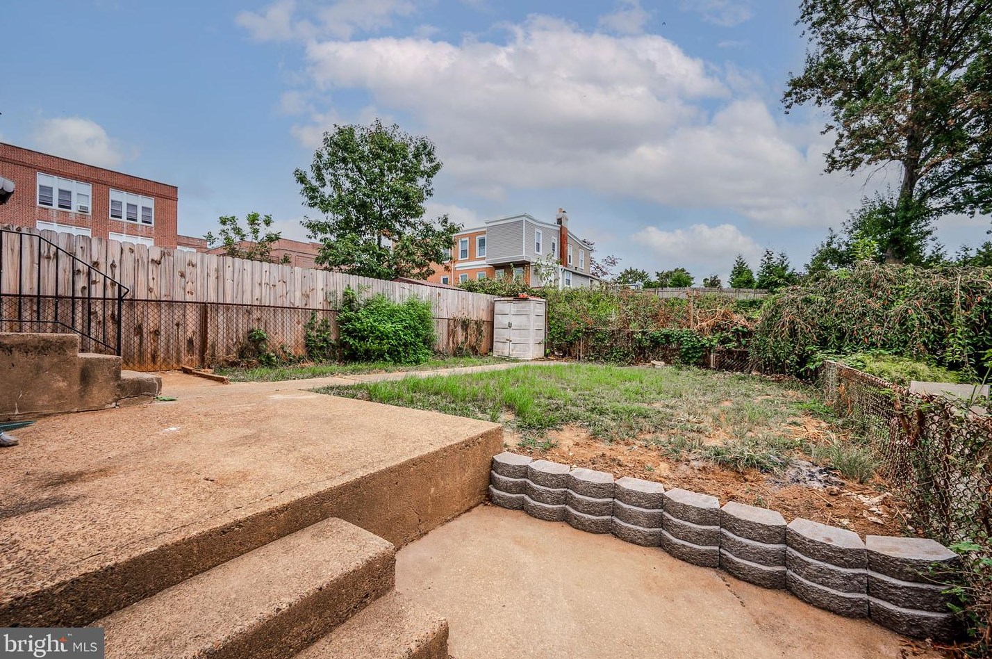 1008 Clayton Rd, Wilmington, DE 19805