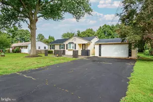 719 Cardinal Ave, Bear, DE 19701 - Photo 2