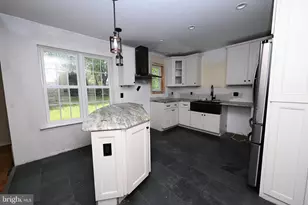 5 Ridgewood Dr, Hockessin, DE 19707 - Photo 4