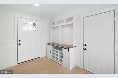 1049 Bear Road, New Castle, DE 19720 - Photo 8