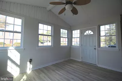 405 N Augustine Street, Newport, DE 19804 - Photo 12