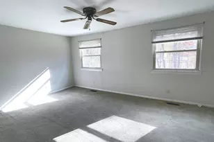 1401 Chelmsford Cir, Newark, DE 19713 - Photo 12