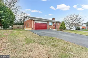 206 Werden Dr, New Castle, DE 19720 - Photo 2