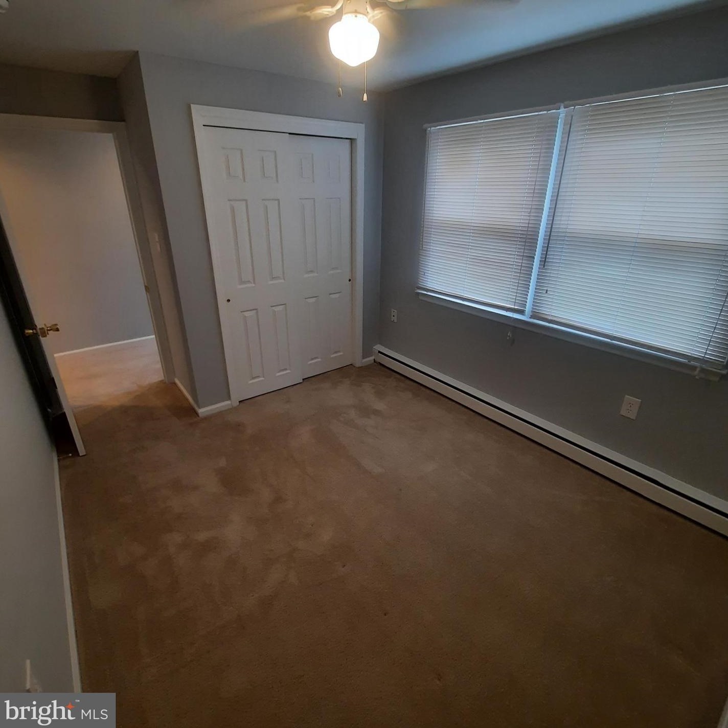 12 Alcott Dr, Wilmington, DE 19808