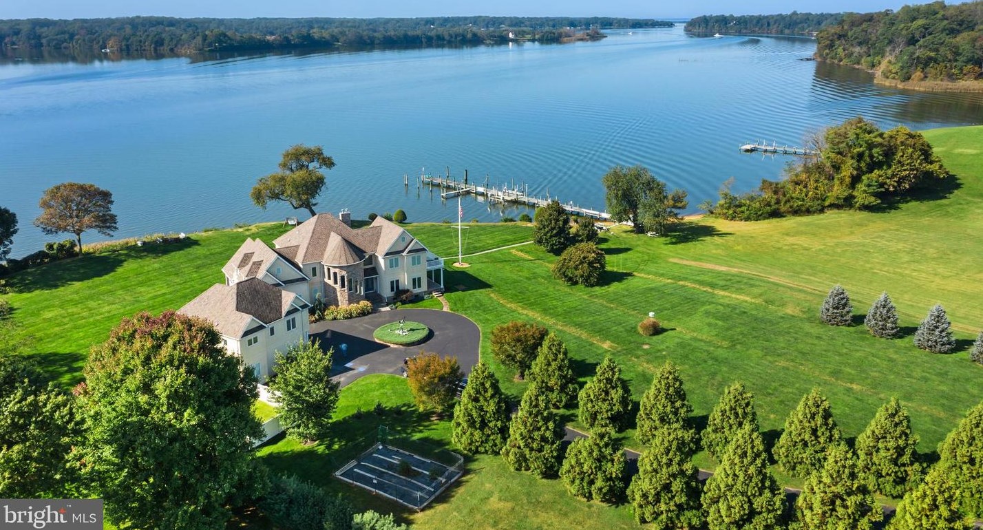 281 Holly Dr, Earleville, MD 21919