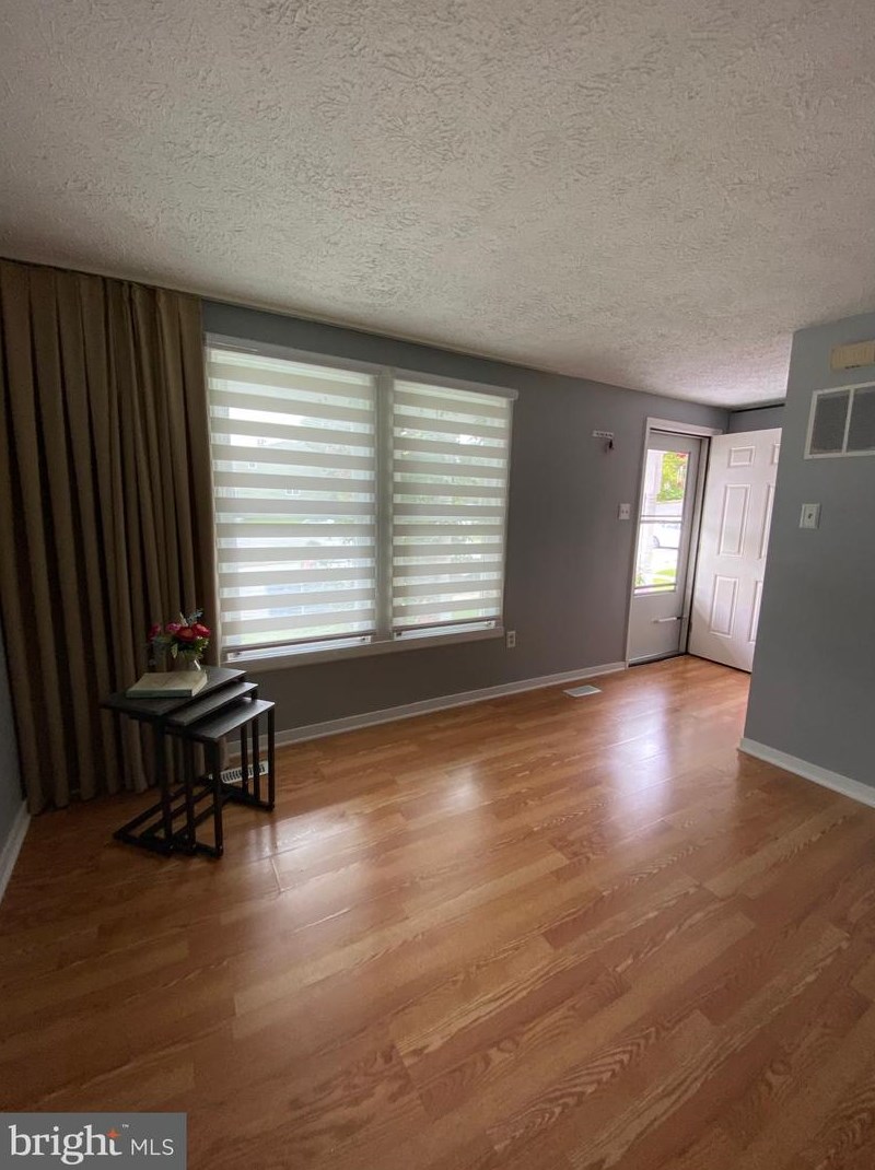 27 Thatch Ct, Elkton, MD 21921-6297