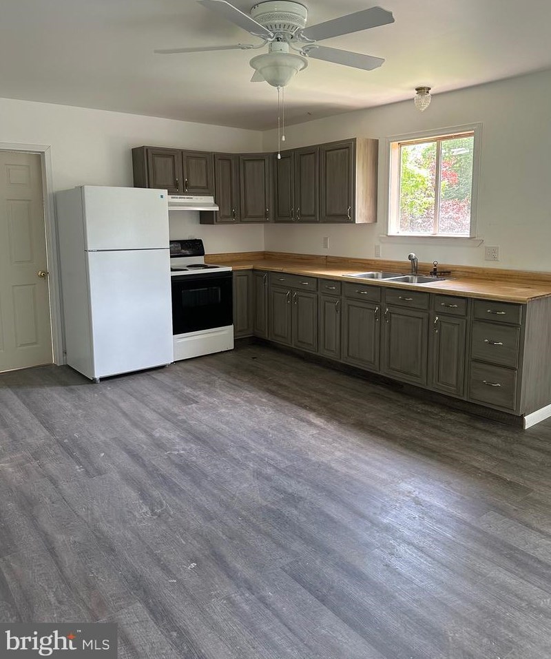 80 W Red Hill Rd #a, Conowingo, MD 21918