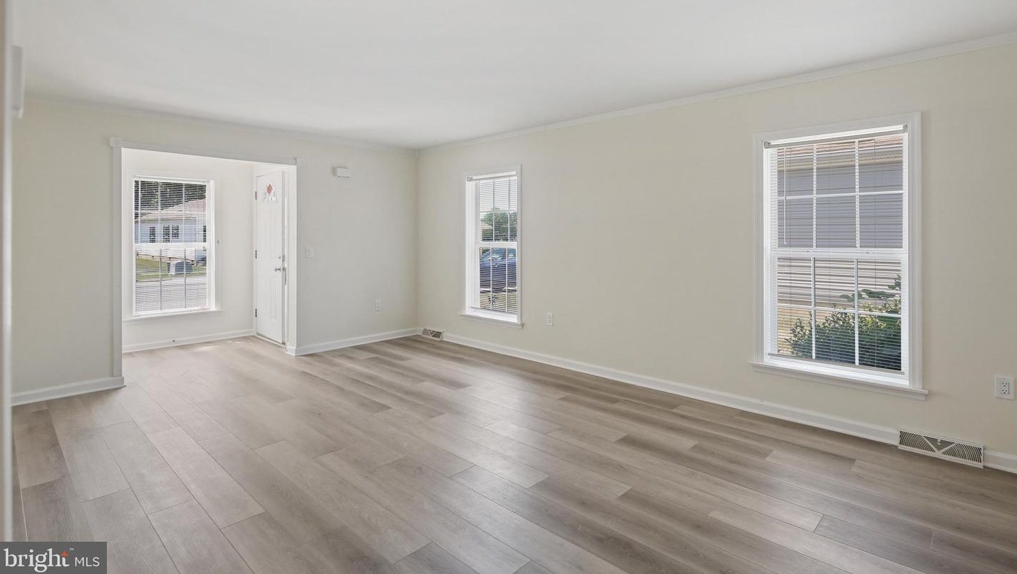 9 Cinnamon Dr, Conowingo, MD 21918