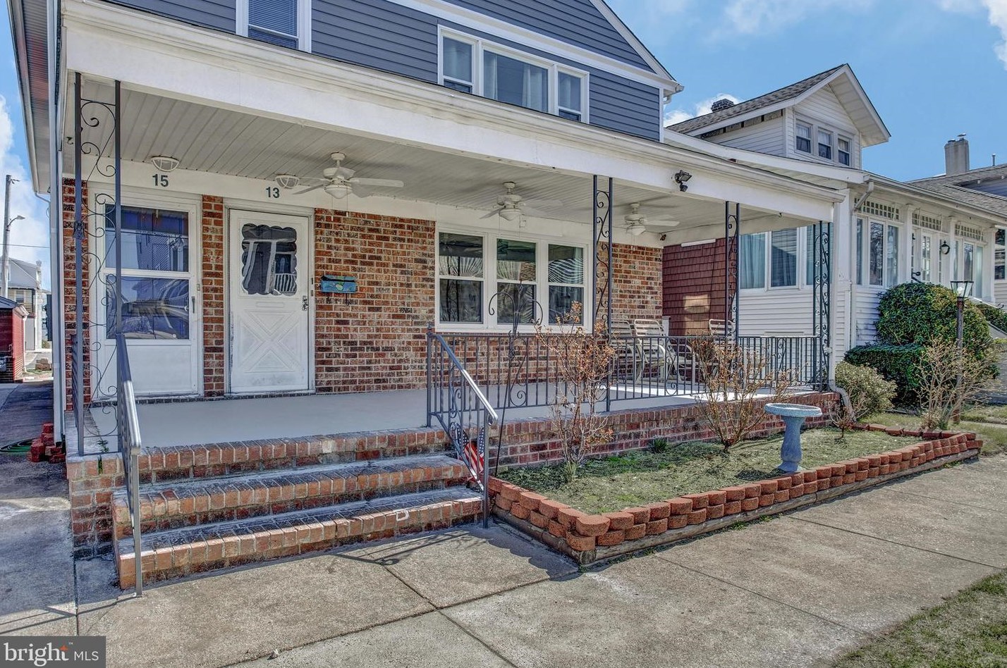 13 N Victoria Ave, Atlantic City, NJ 08406