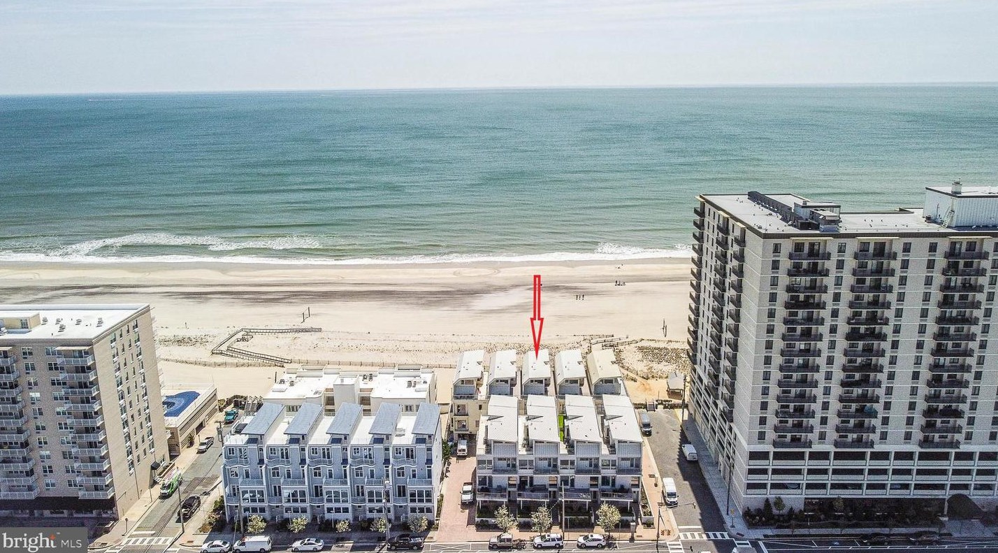9513 Beach Ave, Atlantic City, NJ 08402