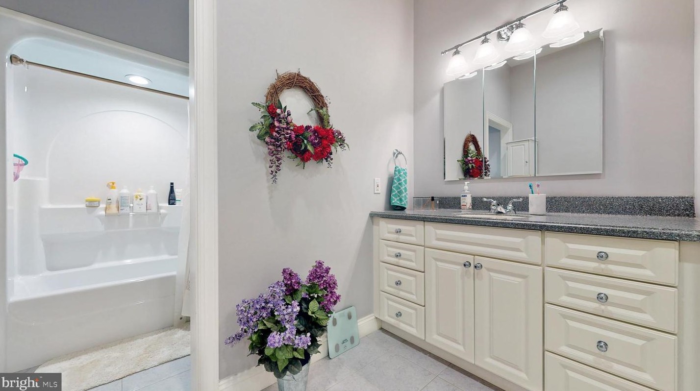 14 Waterfront Way, Elm NJ  08037-1155 exterior