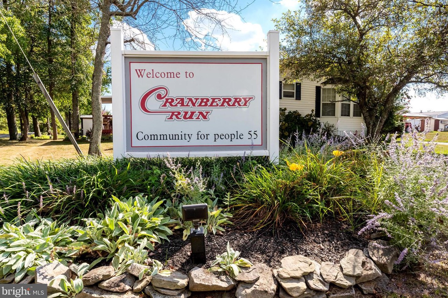 303 John Alden Dr #303, Buena Vista Township, NJ 08310