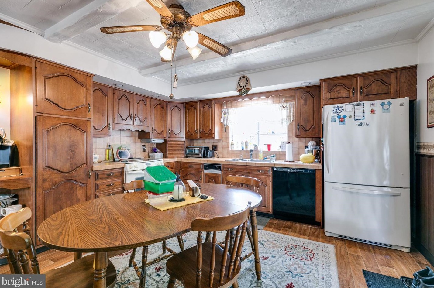 439 Peach St, Elm, NJ 08037