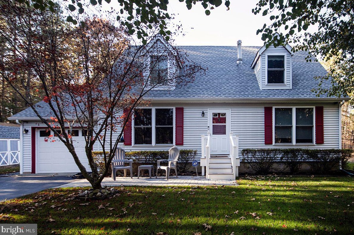 2150 7th Ave, Elm, NJ 08037-4300