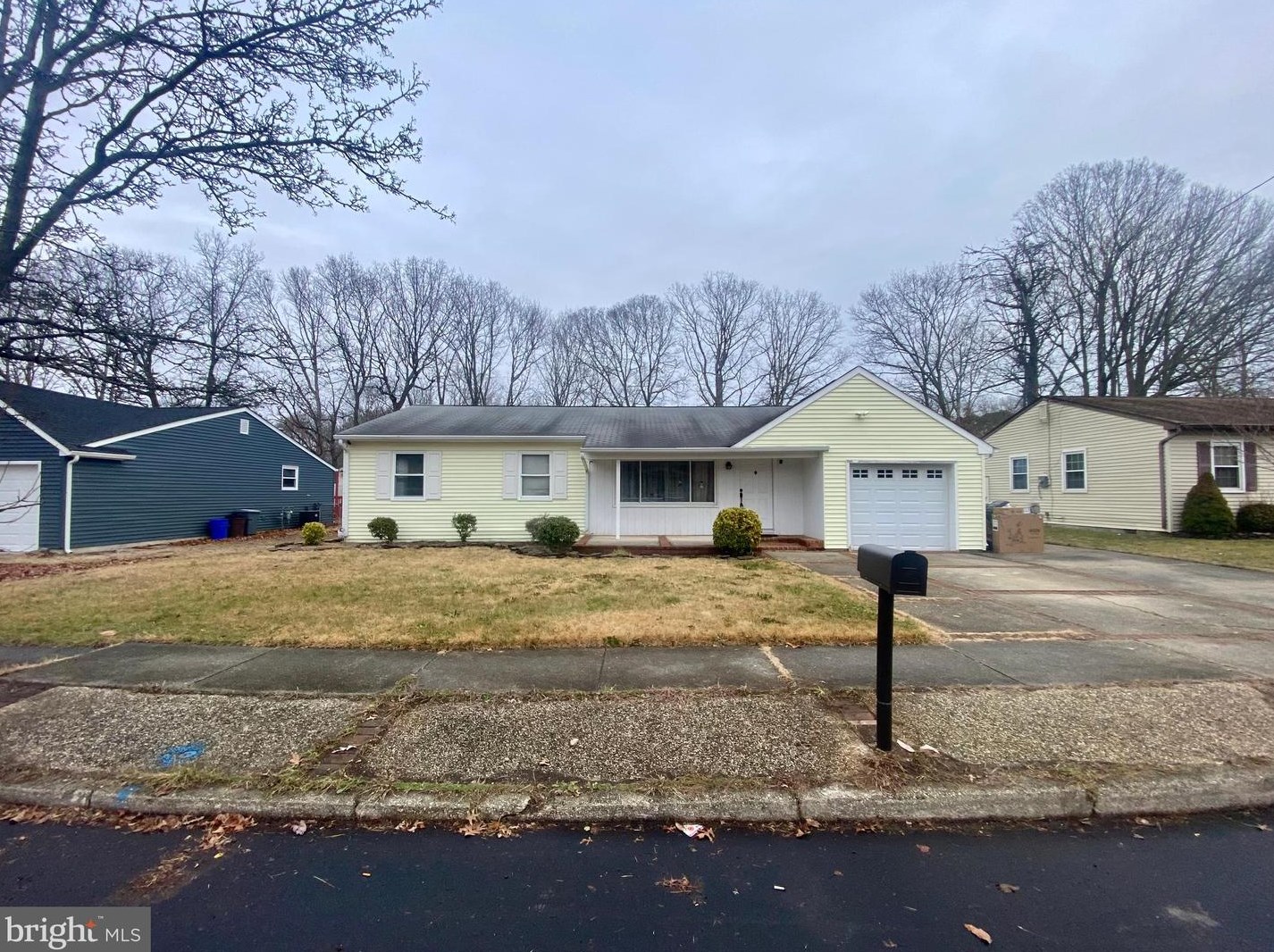 47 Chapman Blvd, Somers Point, NJ 08244