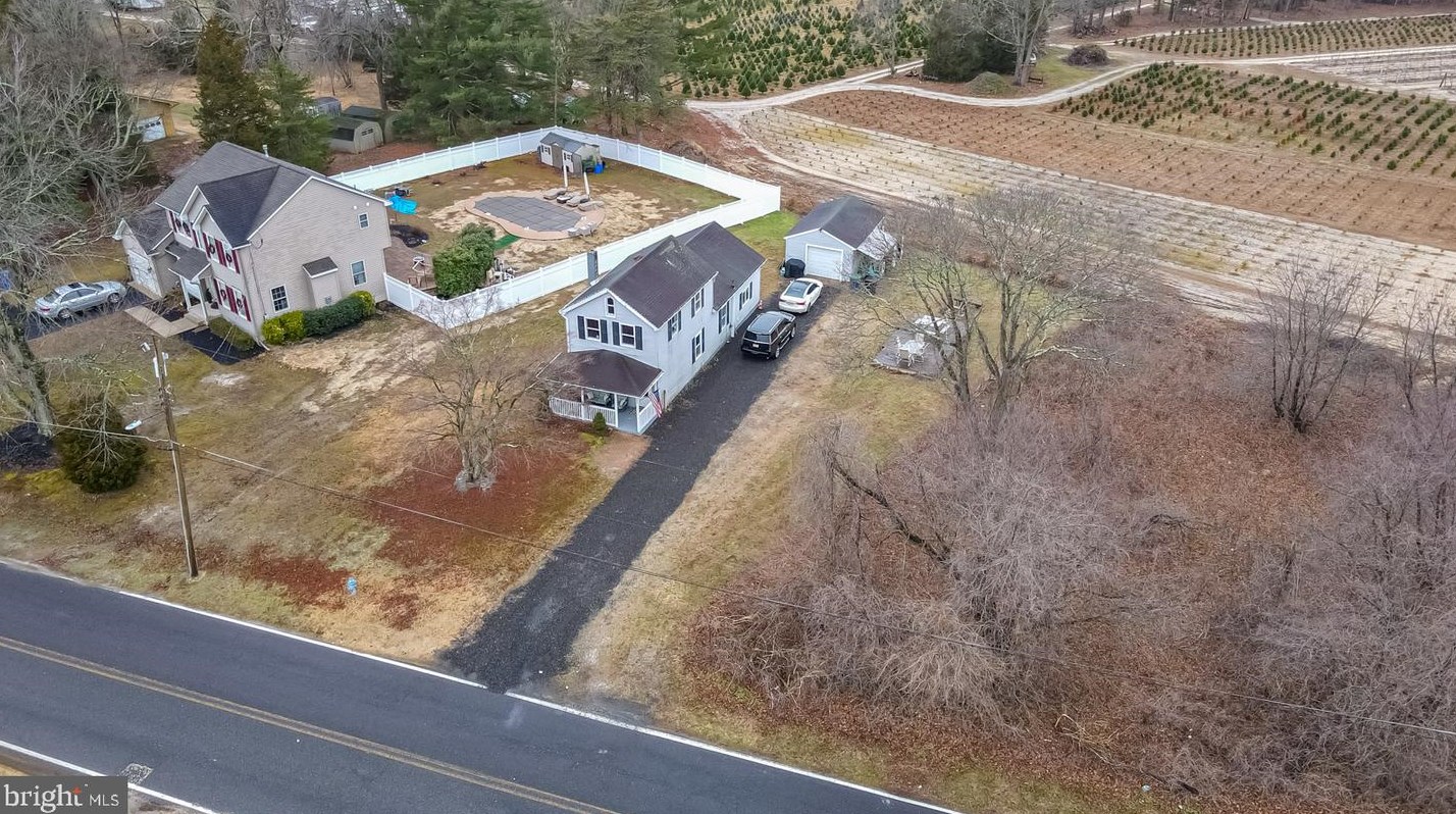 72 Chew Rd, Elm NJ  08037-3349 exterior