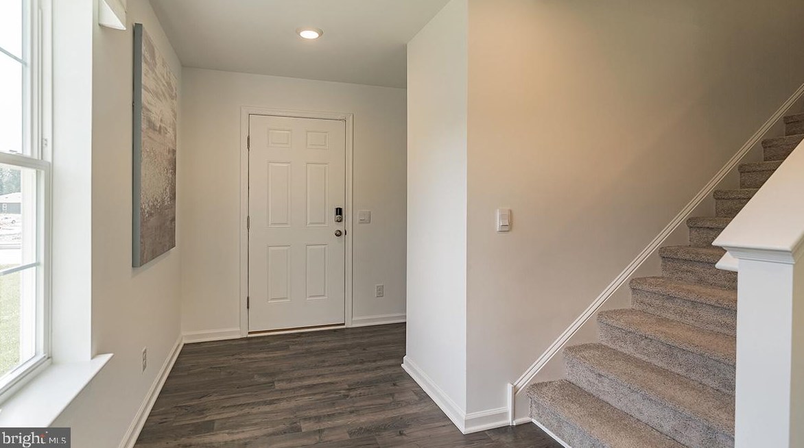 21 W Cedar Ave, Somers Point, NJ 08244