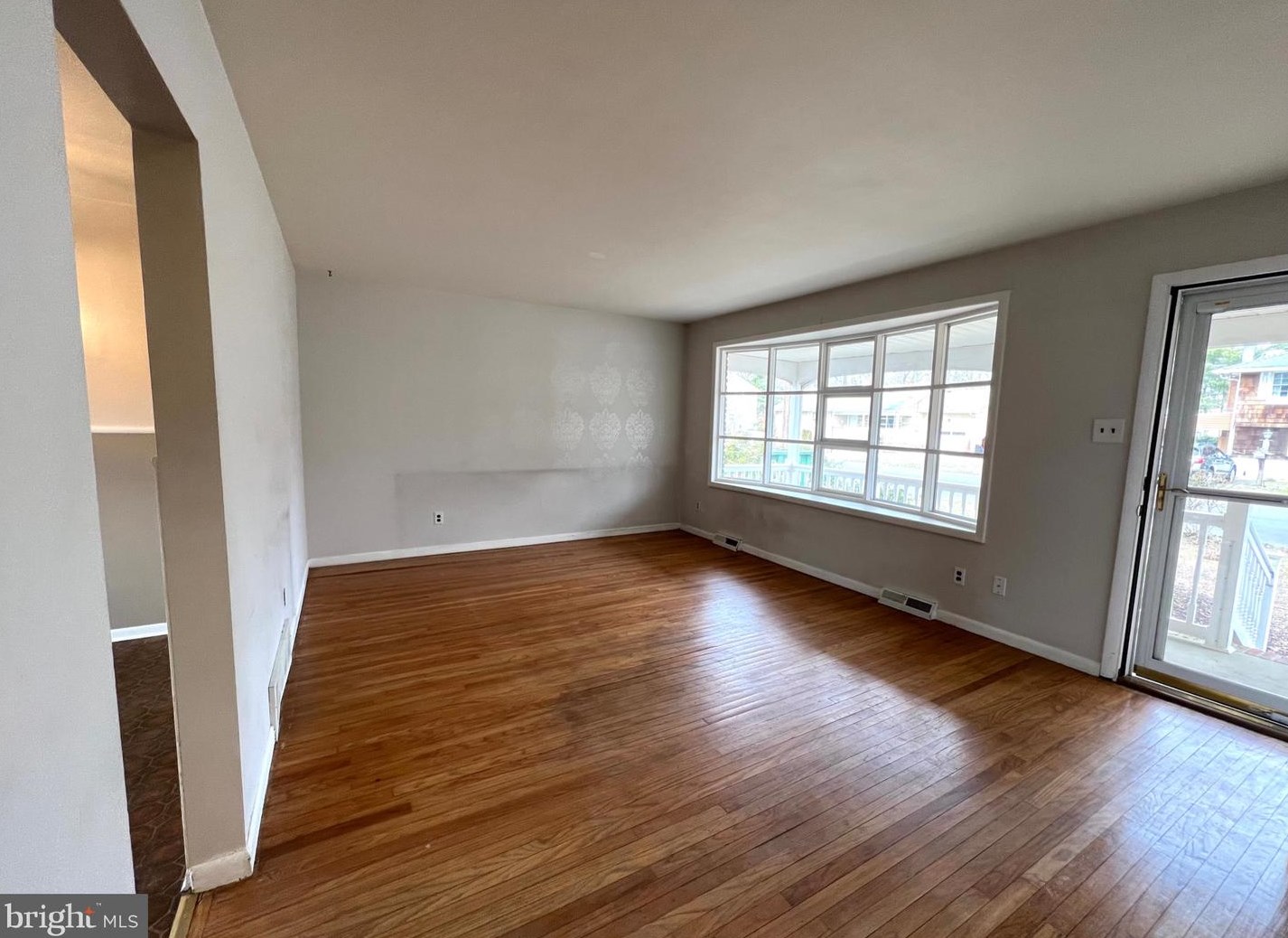 520 Marita Ann Dr, Northfield, NJ 08225