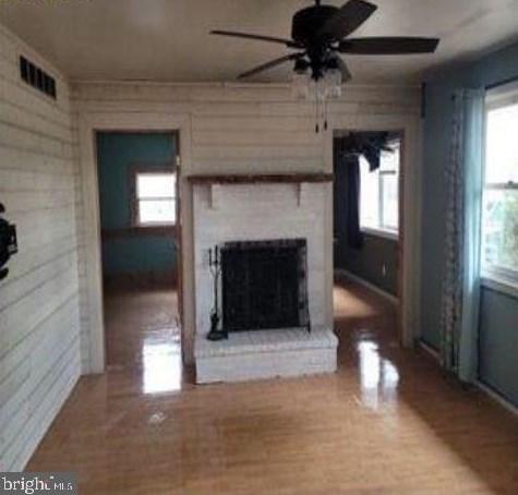 175 Columbia Rd, Elm, NJ 08037-8915