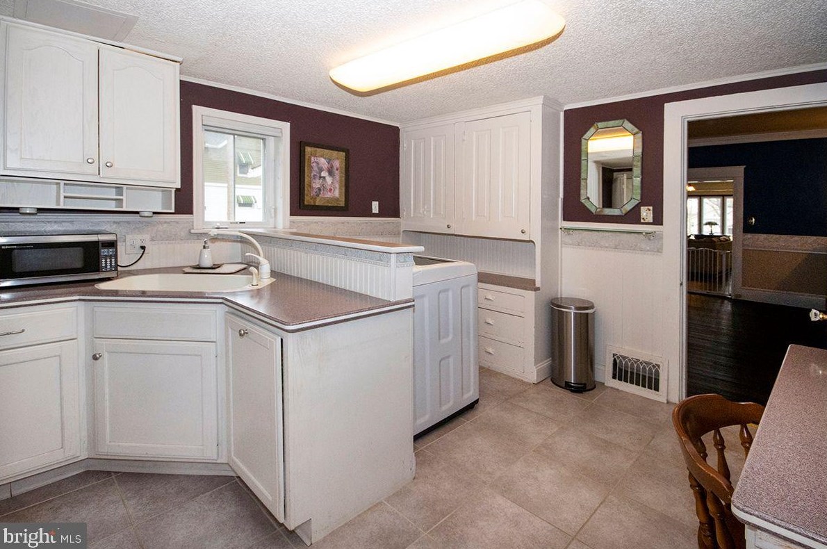 339 Central Ave, Elm NJ  08037-1636 exterior