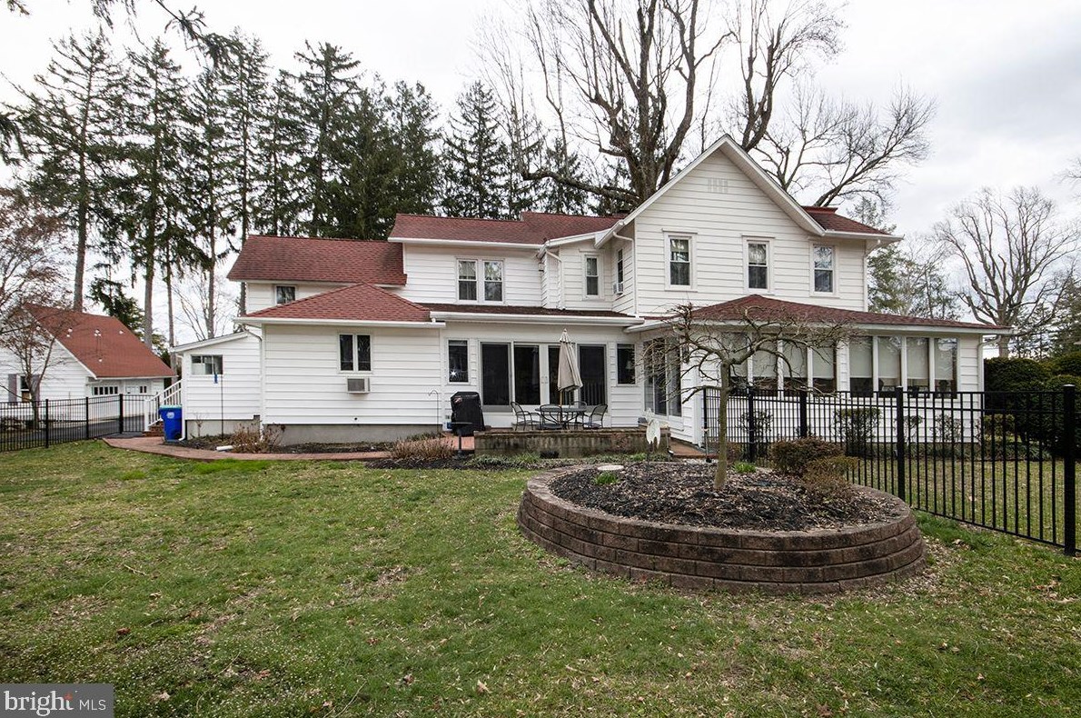 339 Central Ave, Elm NJ  08037-1636 exterior