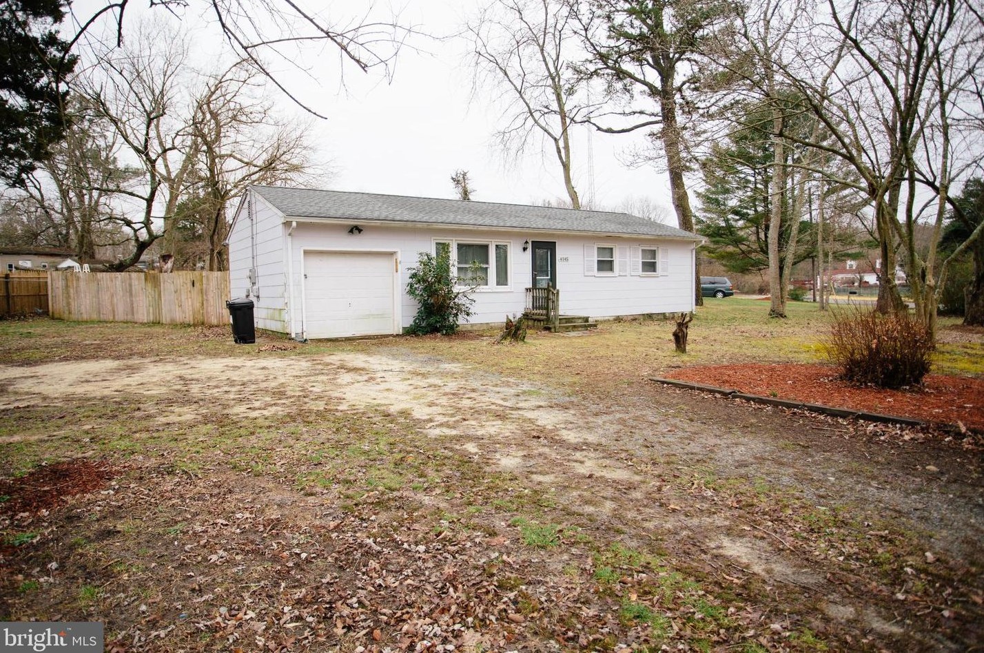 4145 Anna Dr, Elm, NJ 08037-1016