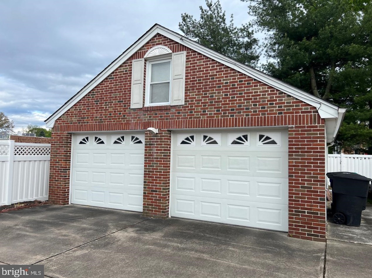 326 E Orchard St, Elm, NJ 08037