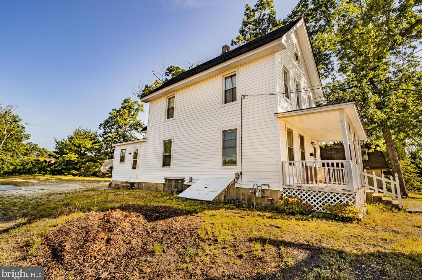 425 Pleasant St, Elm NJ 08037-1550 exterior