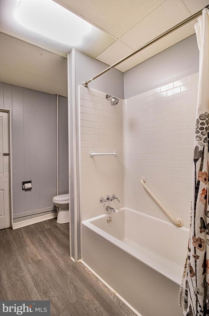 425 Pleasant St, Elm NJ 08037-1550 exterior