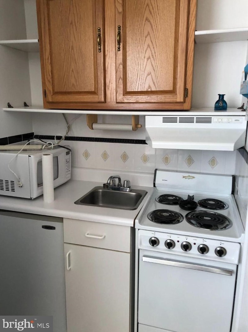 108 S Montpelier Ave #414, Atlantic City, NJ 08401
