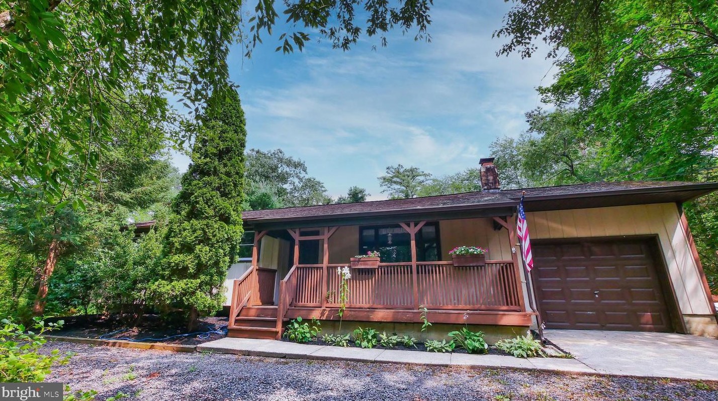 2635 Thurston Ave, Elm, NJ 08037-3909