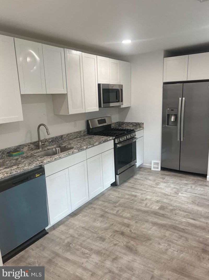 12 Colwick Dr, Somers Point, NJ 08244