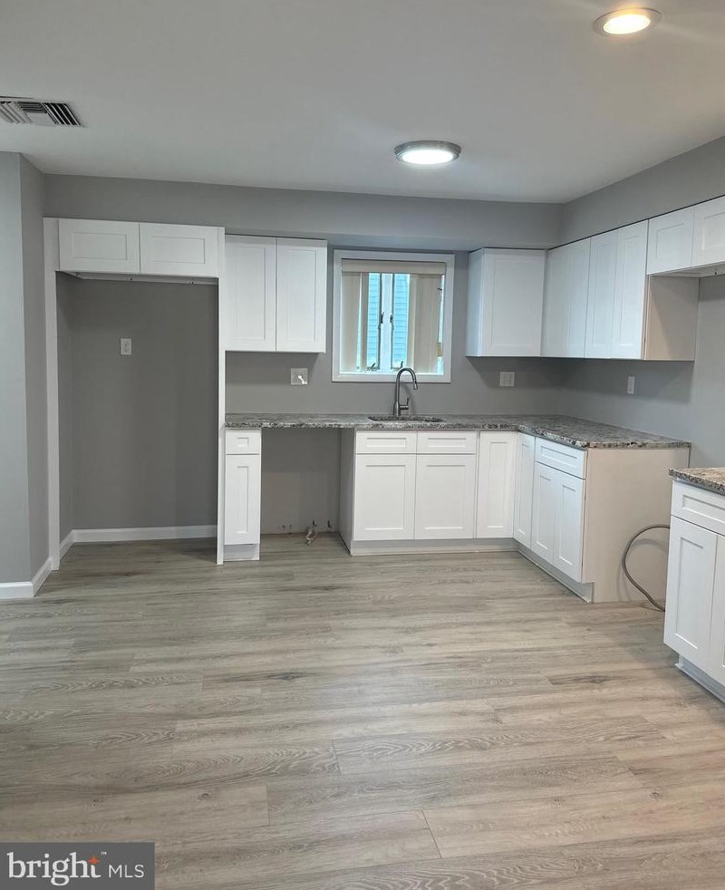 730 Warrena Rd, Atlantic City, NJ 08401