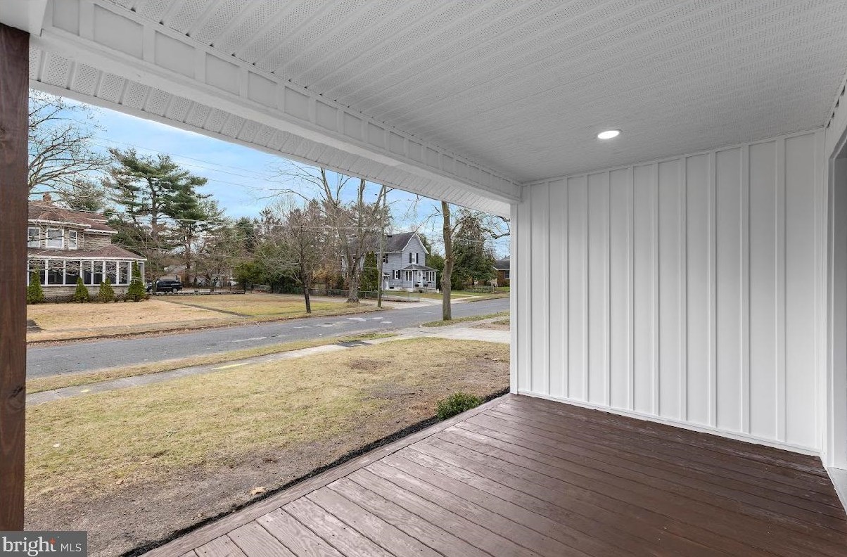 157 Maple St, Elm, NJ 08037