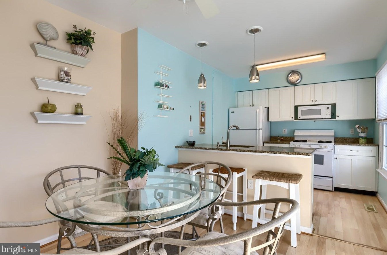 178 39 St, Brigantine City NJ 08203-3302 exterior