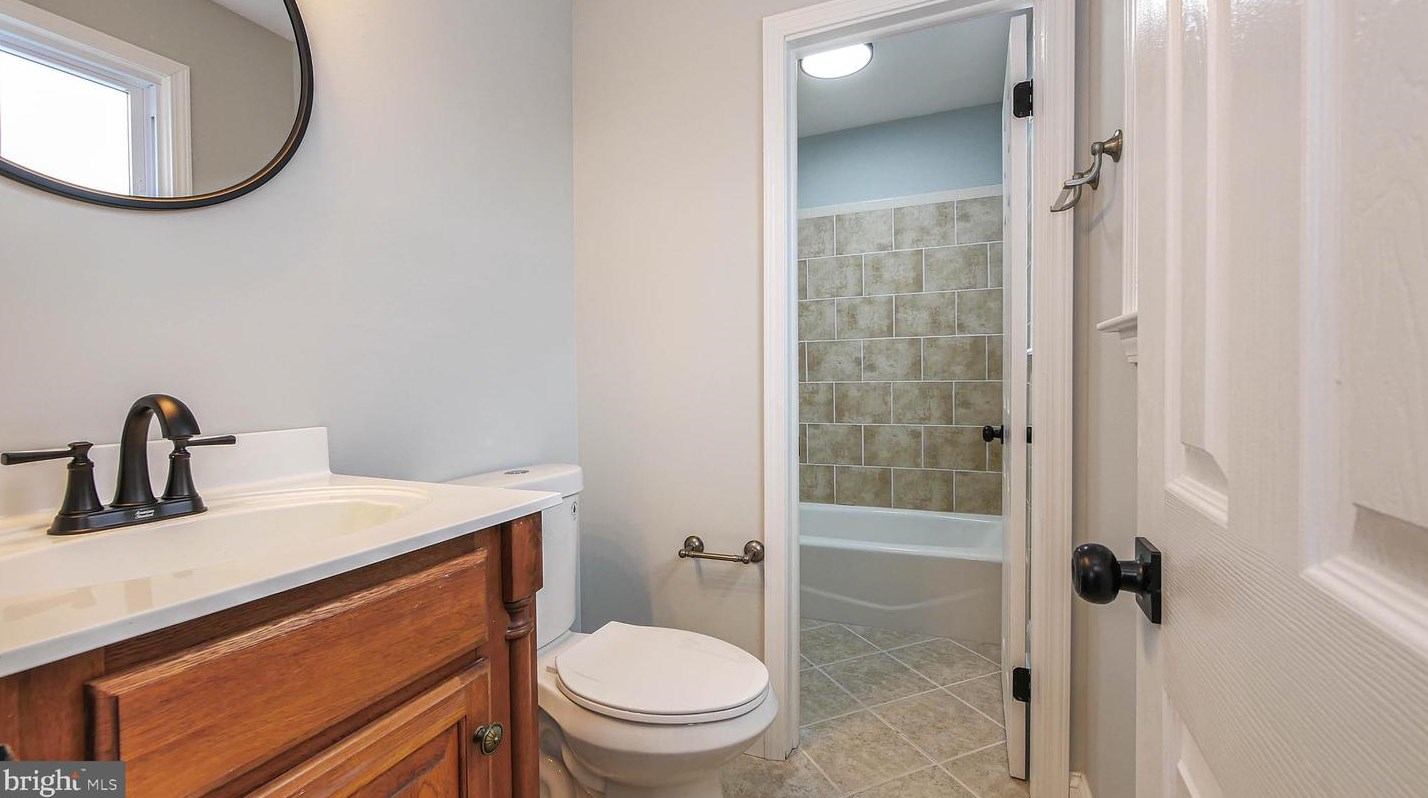 4623 Schooner Rd, Brigantine City NJ 08203-1266 exterior