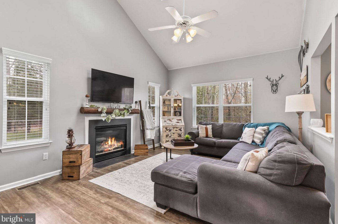 54 Kay Dr, Elm NJ  08037-1203 exterior