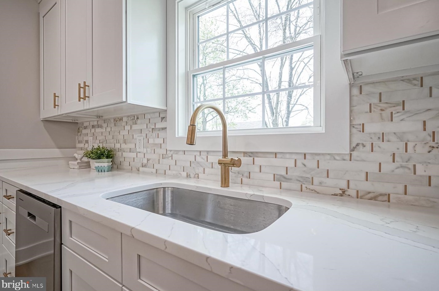 747 Bellevue Ave, Elm NJ 08037-1830 exterior