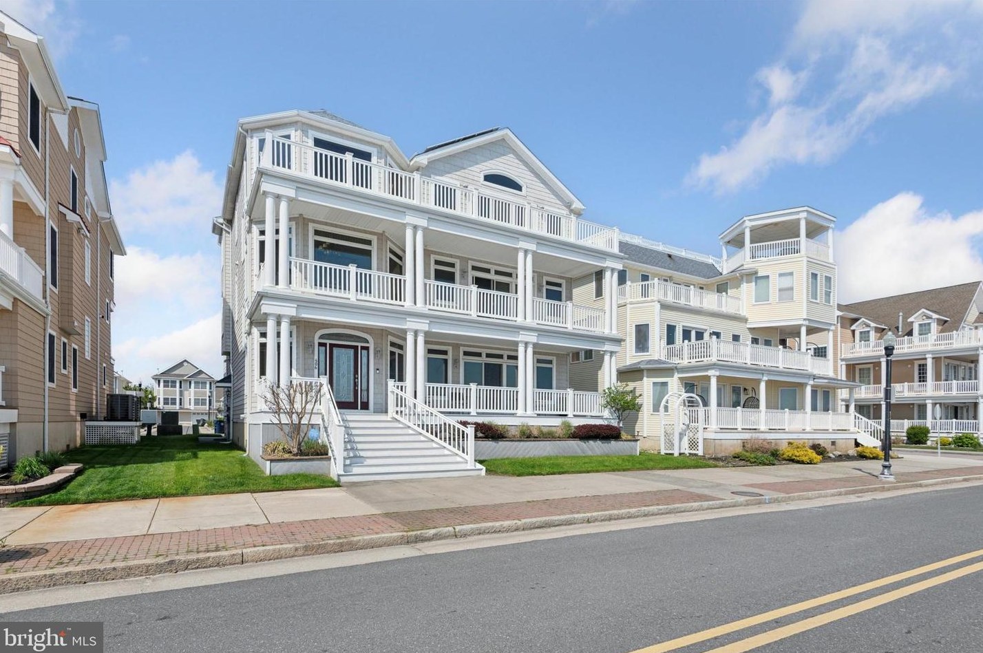 406 Maine Ave, Atlantic City, NJ 08401-2932