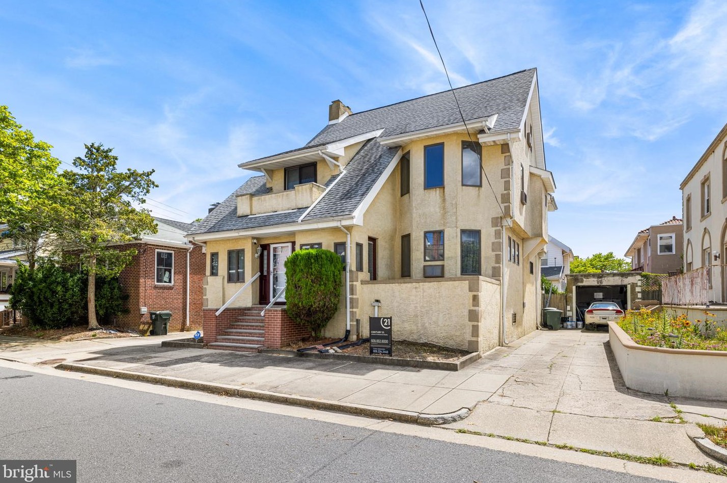 12 Tallahassee Ave, Atlantic City, NJ 08401-3334