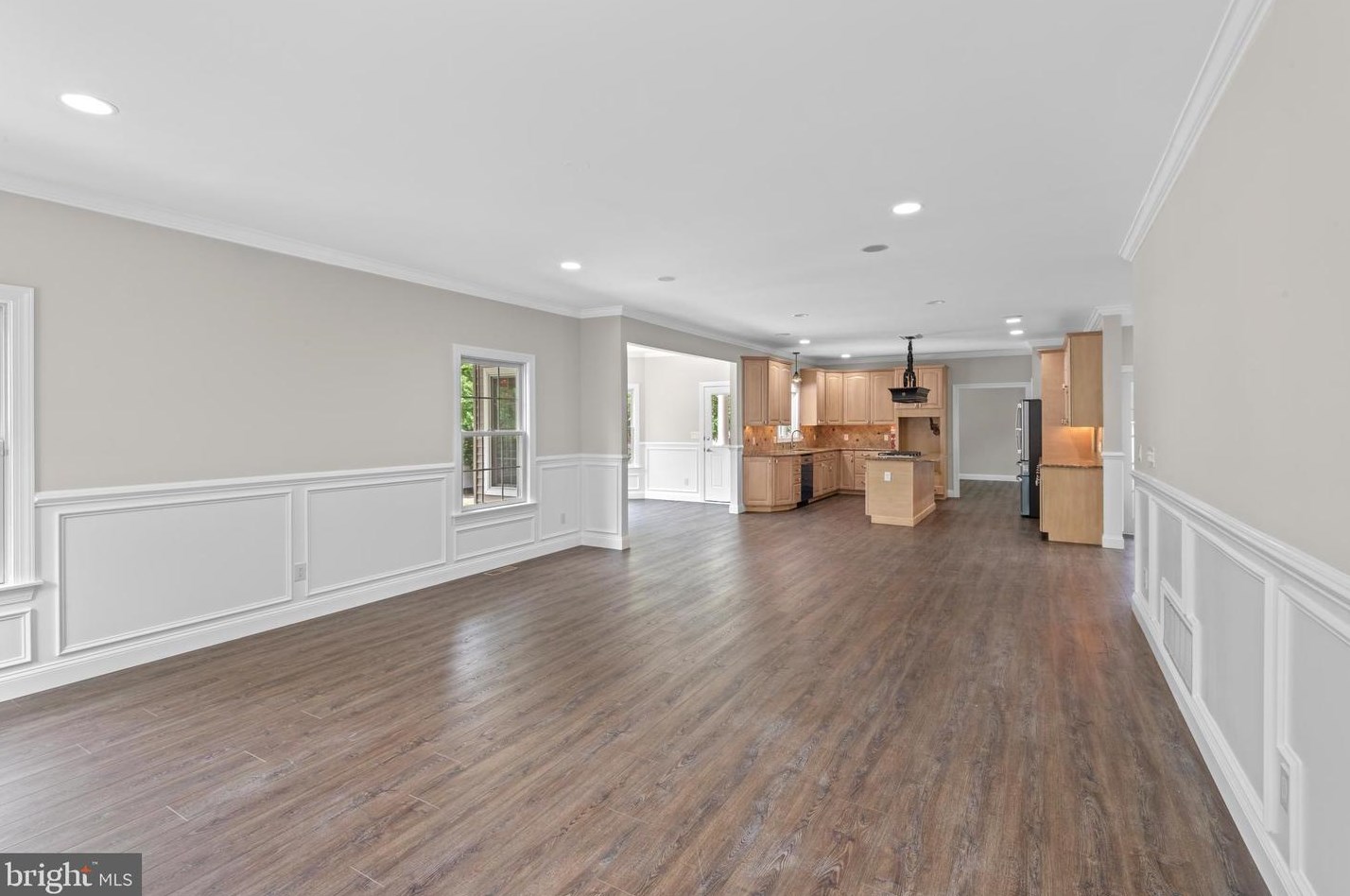 3 Ridgewood Dr, Northfield, NJ 08225-2117
