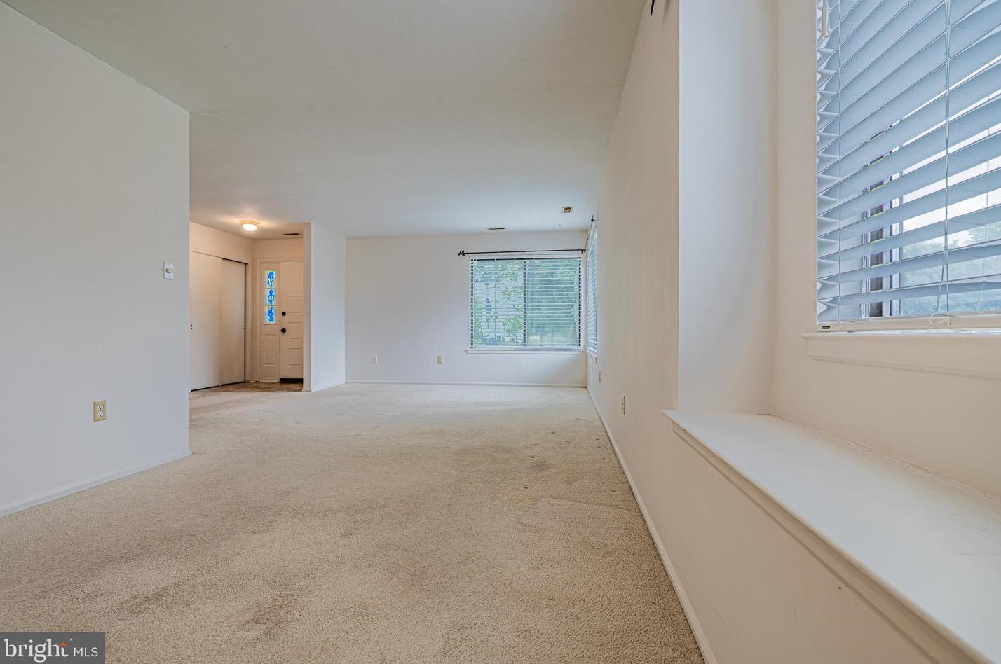 191 Yorktown Blvd, Elm, NJ 08037