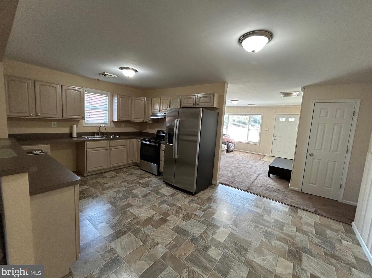 75 Bridge Ave, Elm, NJ 08037