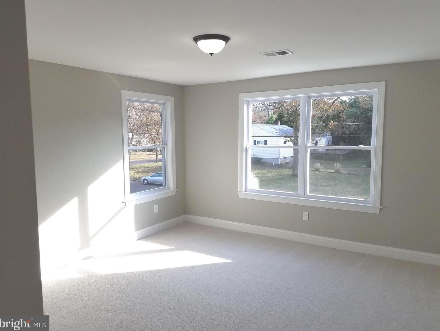 703 Devon Rd, Moorestown NJ 08057-1644 exterior