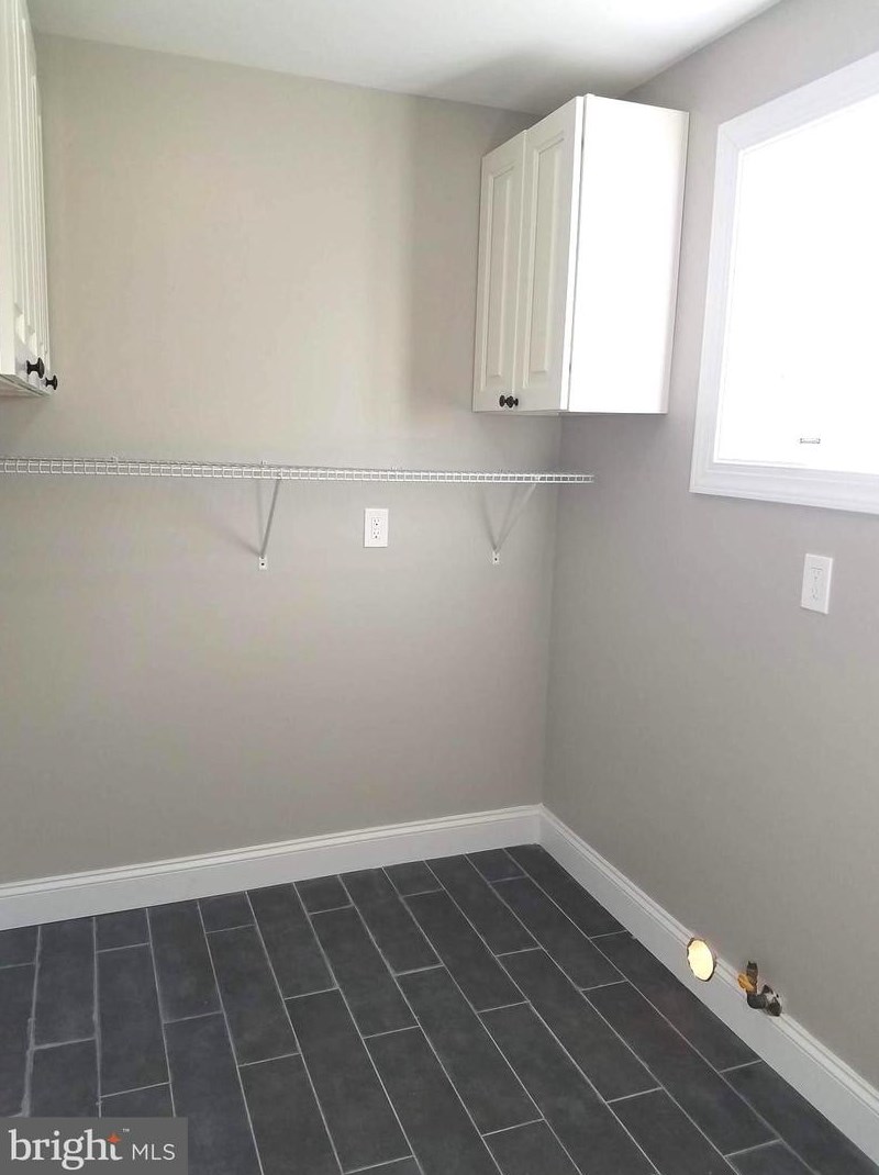 703 Devon Rd, Moorestown NJ 08057-1644 exterior