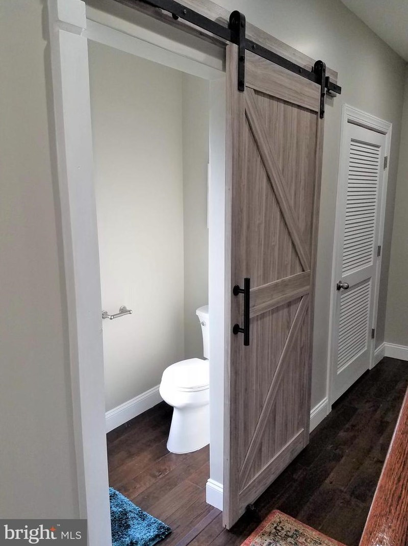 703 Devon Rd, Moorestown NJ 08057-1644 exterior